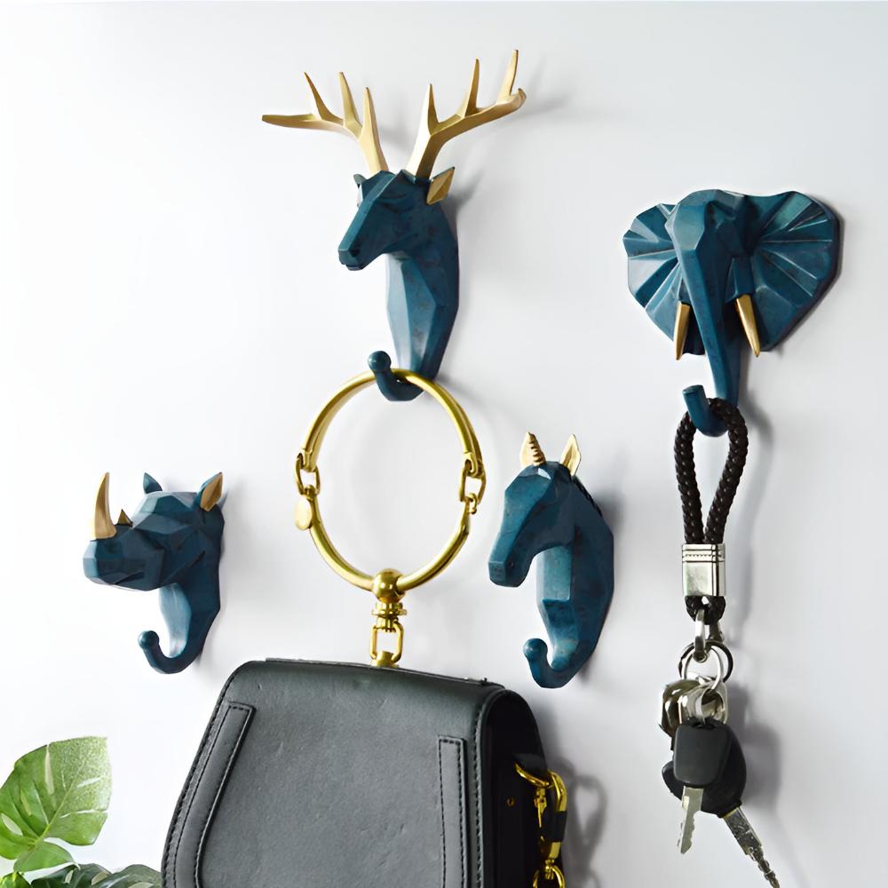 Stylish Animal Head Wall-Mounted Key Holder - Decorative Home Organizer for Keys & Accessories