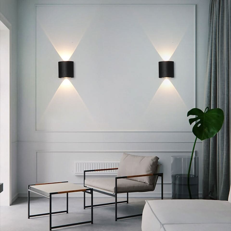 Outdoor LED Wall Light – Waterproof, Aluminum & Adjustable Beam