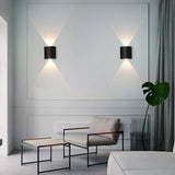 Outdoor LED Wall Light – Waterproof, Aluminum & Adjustable Beam