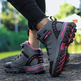 Women's Wide Winter Hiking Boots with Arch Support - Comfortable & Durable Footwear for Cold Weather Adventures