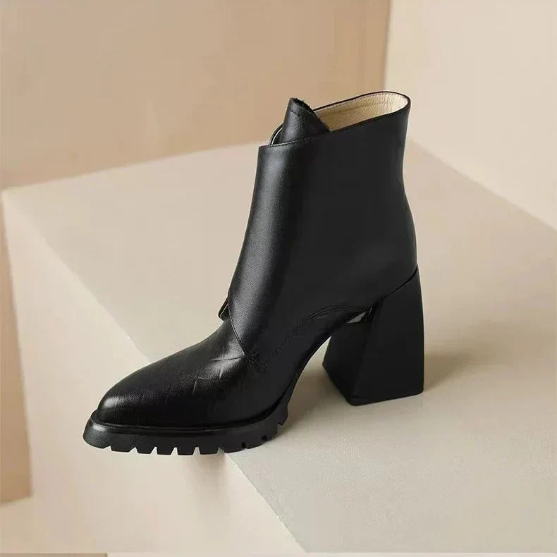 Women's boots, view 6