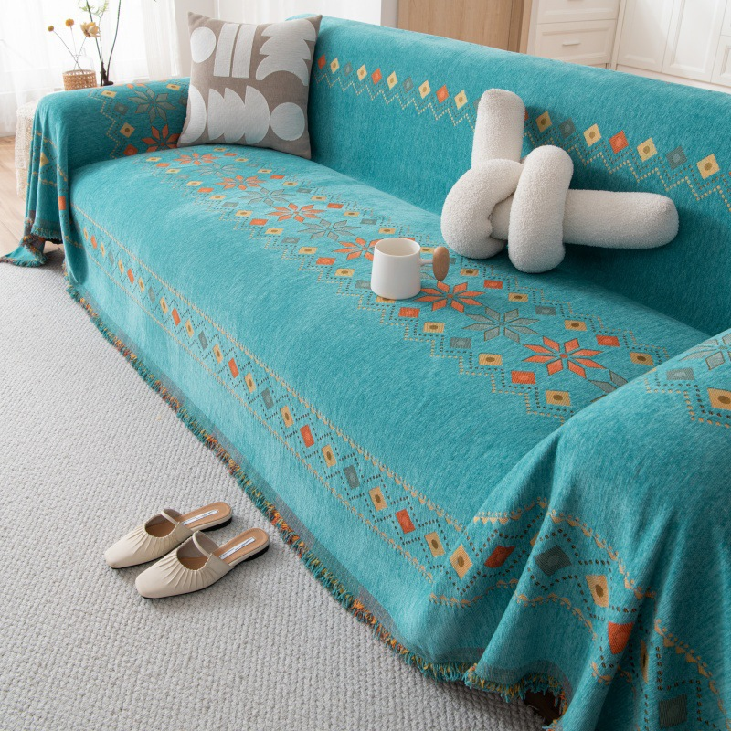 Chenille Sofa Throw – Reversible Geometric Fringe, Machine-Washable & 180×130–300cm