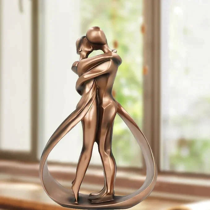 Enhanced Product Title: "Bronze Umarmungs-Skulptur für Paare – Elegante Dekorative Figur für Ihr Zuhause" 

This title incorporates relevant keywords while maintaining clarity and appeal for potential buyers.