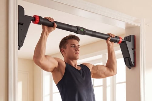Doorway Pull-Up Bar – Steel, No-Drill Clamp & Built-In Level