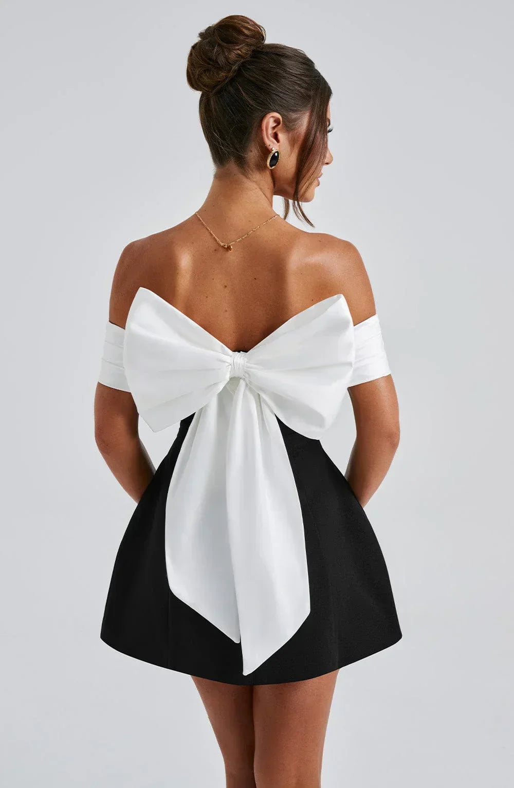 Chic Off-Shoulder Mini Dress with Elegant Back Bow Accent - Perfect for Parties & Special Occasions