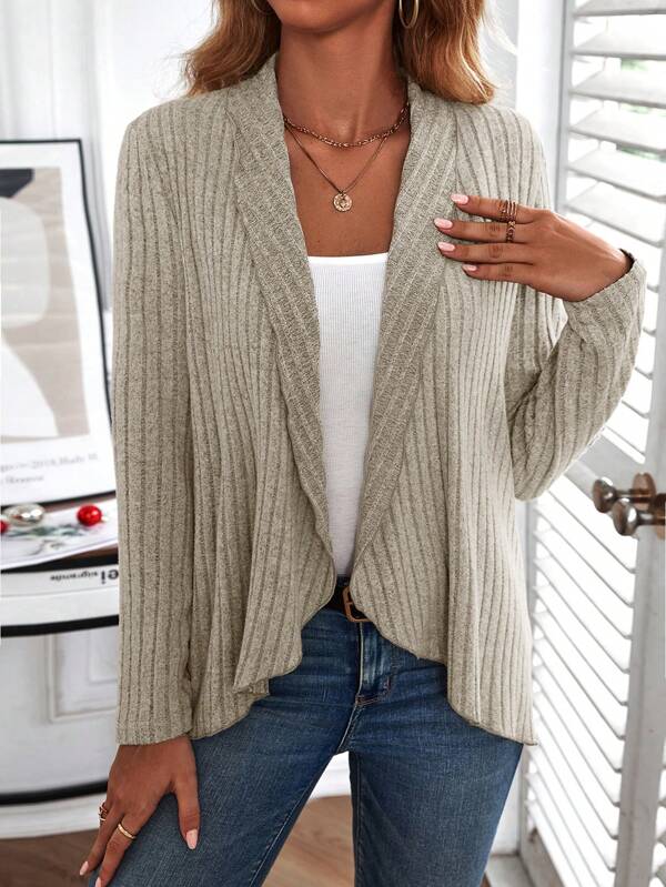 Basic Effortless Top with Long Sleeves - Liora