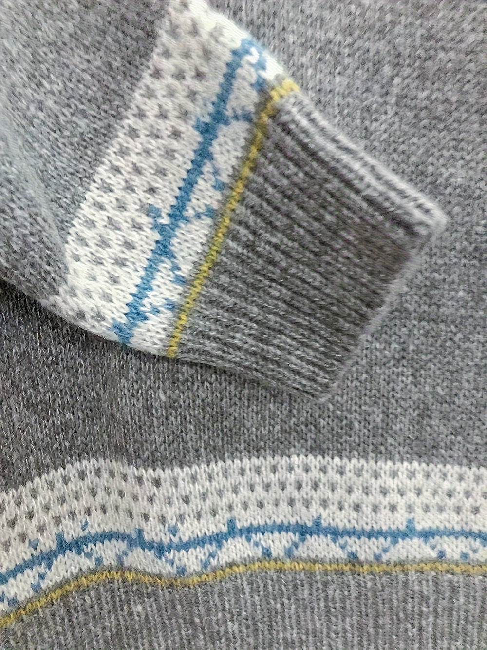 Enhanced Product Title: "Lea - Eleganter und Bequemer Pullover für Damen | Stilvoller Strickpullover für Alltag und Freizeit" 

This title includes relevant keywords while maintaining clarity and appeal for potential customers.