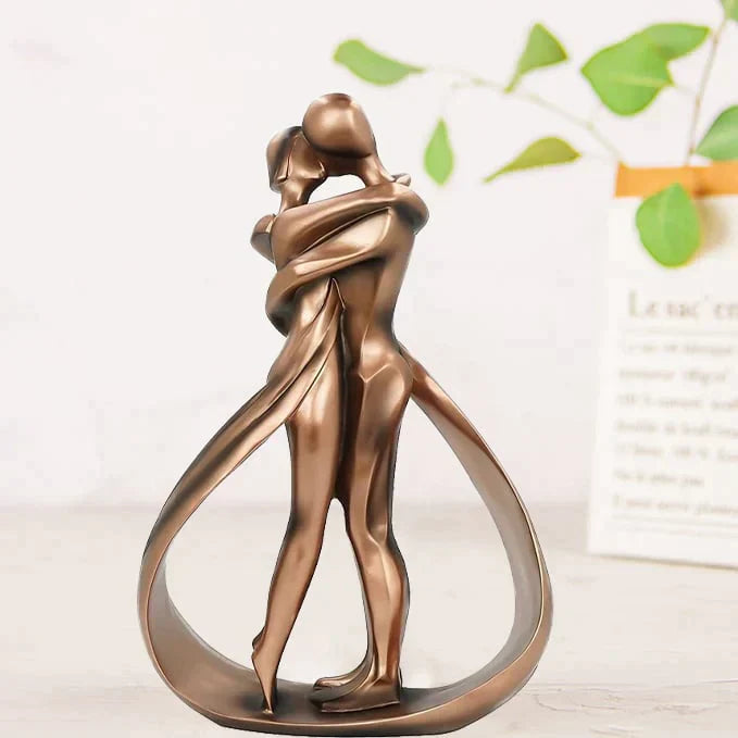 Enhanced Product Title: "Bronze Umarmungs-Skulptur für Paare – Elegante Dekorative Figur für Ihr Zuhause" 

This title incorporates relevant keywords while maintaining clarity and appeal for potential buyers.