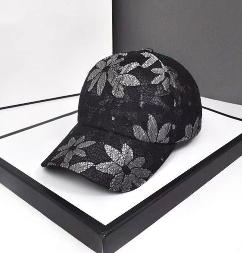Women's Sequin Butterfly Baseball Cap – Breathable Mesh, Adjustable & Size M 56-58cm