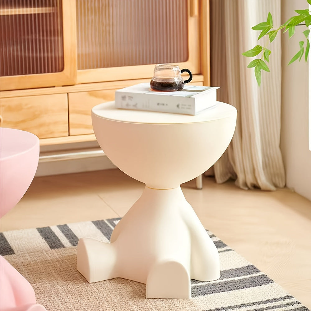 Bear-Shaped Side Table – Durable Plastic, Sculptural Design & Black or White