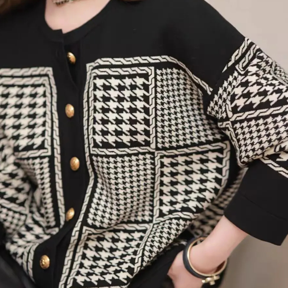 Black Women's Cardigan with Houndstooth Pattern - Isolde
