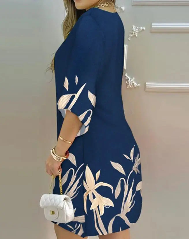 Plus-Size Casual Autumn Botanical Print Dress - Trendy & Comfortable Fall Fashion