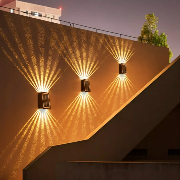Enhanced Product Title: **Kabellose Solar-Wandleuchte mit RGB-Farben & Warmweiß – Automatische Gartenbeleuchtung für Außenbereich** 

This title includes relevant keywords while maintaining clarity and appeal for potential customers.