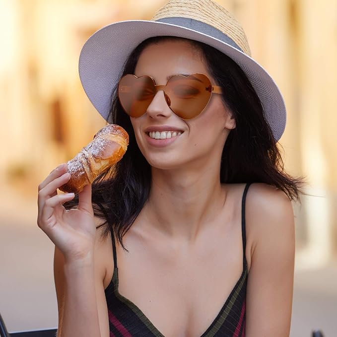 Stylish Cora Heart-Shaped Transparent Sunglasses - Borderless Design for Trendy Summer Looks