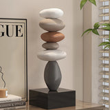 Steinskulptur mit gestapelten Elementen – Kunstwerk für Balance und Ruhe | Dekorative Garten- und Innenraumgestaltung