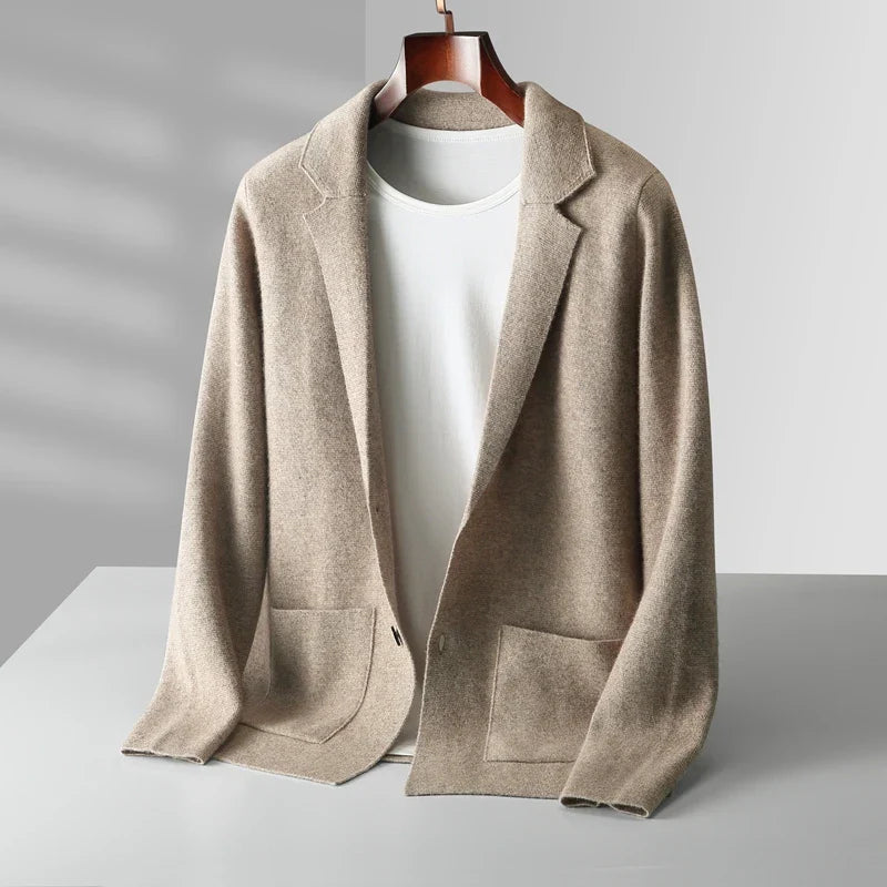 Cardigan – Quiet Confidence in Every Stitch