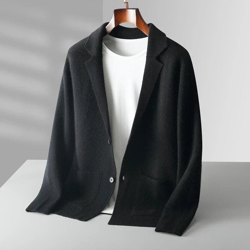 Cardigan – Quiet Confidence in Every Stitch