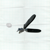 Optimized Product Title: "Ergonomischer Nagelknipser mit Abgewinkelter Klinge – Ideal für Eingewachsene Nägel, Präzise und Komfortabel" 

This title includes relevant keywords while emphasizing the product's unique features and benefits, making it more ap