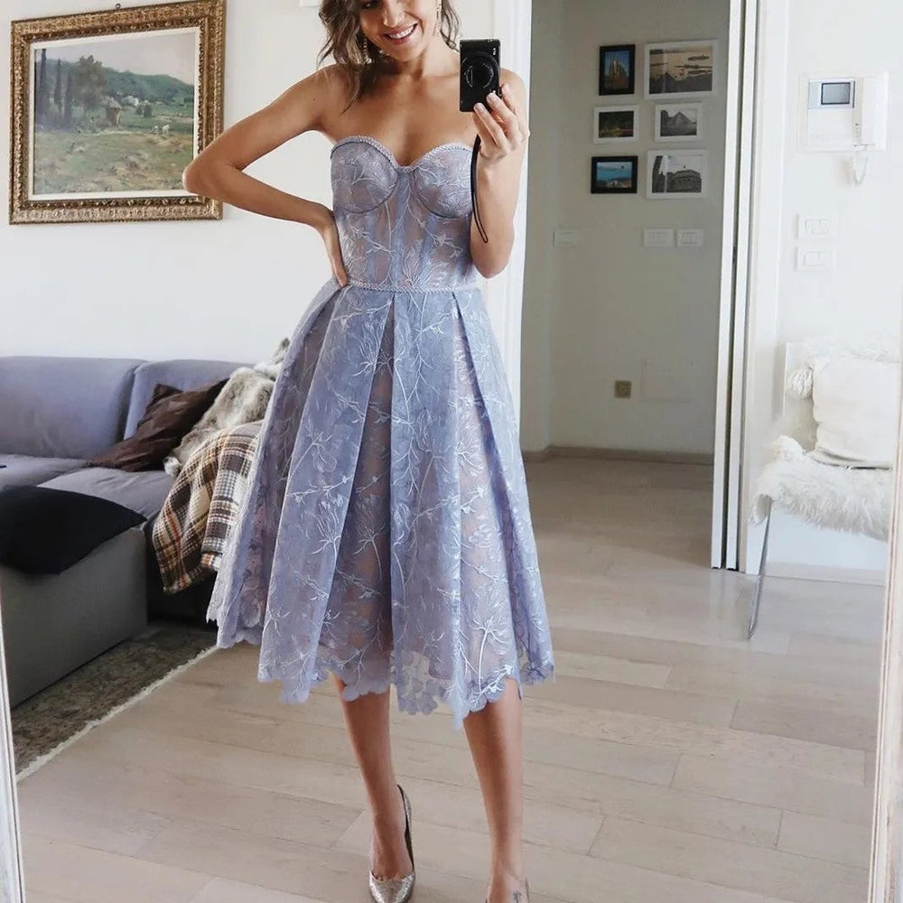 Luna – Strapless Lace Corset Midi Dress