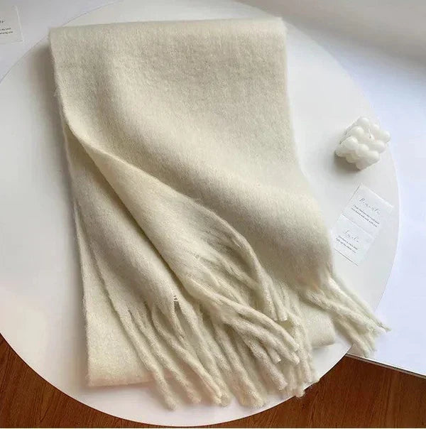 Luxurious Women's Cashmere Scarf - Eloise Collection | Soft, Warm & Stylish Accessory