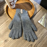 Isolde Women's Comfortable Touchscreen Gloves - Stylish & Warm Winter Accessory