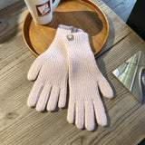 Isolde Women's Comfortable Touchscreen Gloves - Stylish & Warm Winter Accessory