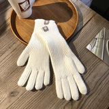 Isolde Women's Comfortable Touchscreen Gloves - Stylish & Warm Winter Accessory