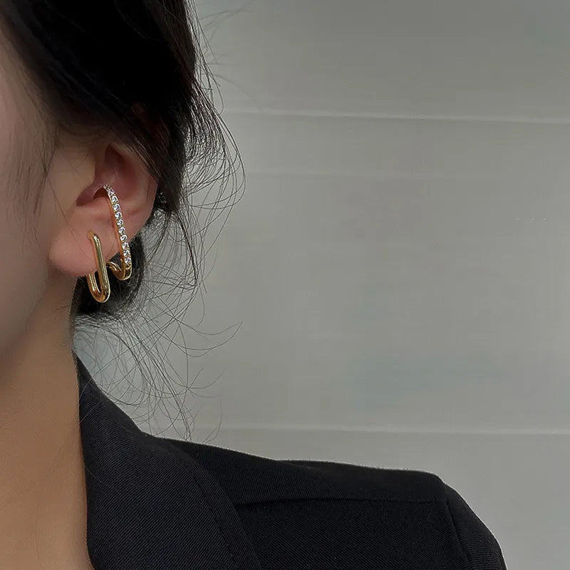 Elegant Crystal Claw Stud Earrings | Stylish Jewelry for Any Occasion