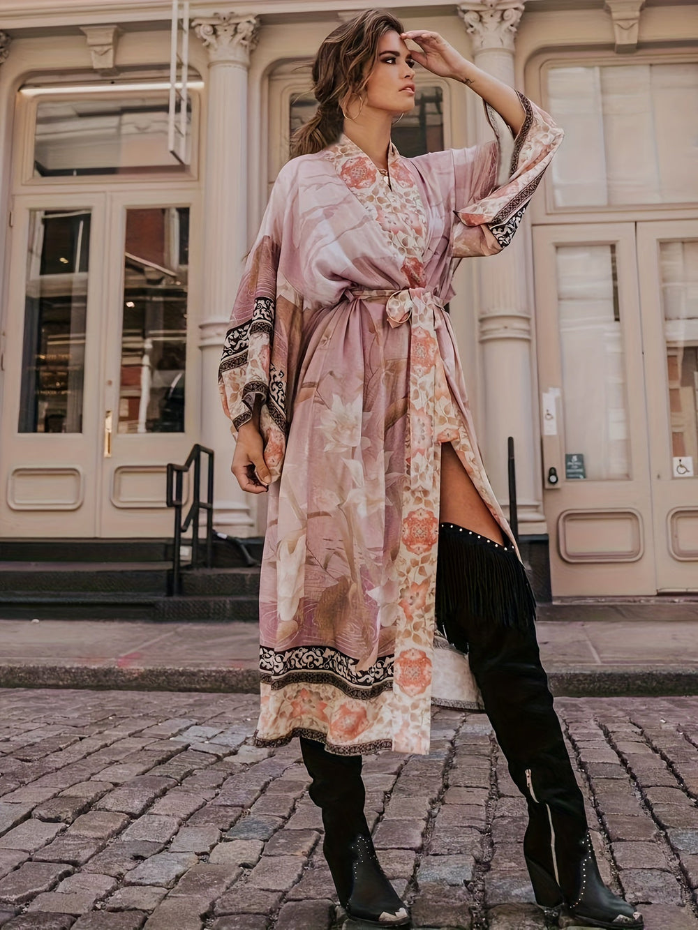 Isabella – Red Floral Print Kimono