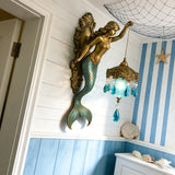 Optimized Product Title: "Meerjungfrau Wandlampe – Kreative Unterwasser-Mermaid Wandbeleuchtung für Kinderzimmer, Schlafzimmer & Spielzimmer" 

This title includes relevant keywords while providing additional context about the product's use and appeal.