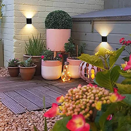 Solar LED Wall Light – IP65 Waterproof, Warm White, Wireless, 10-Hour Runtime