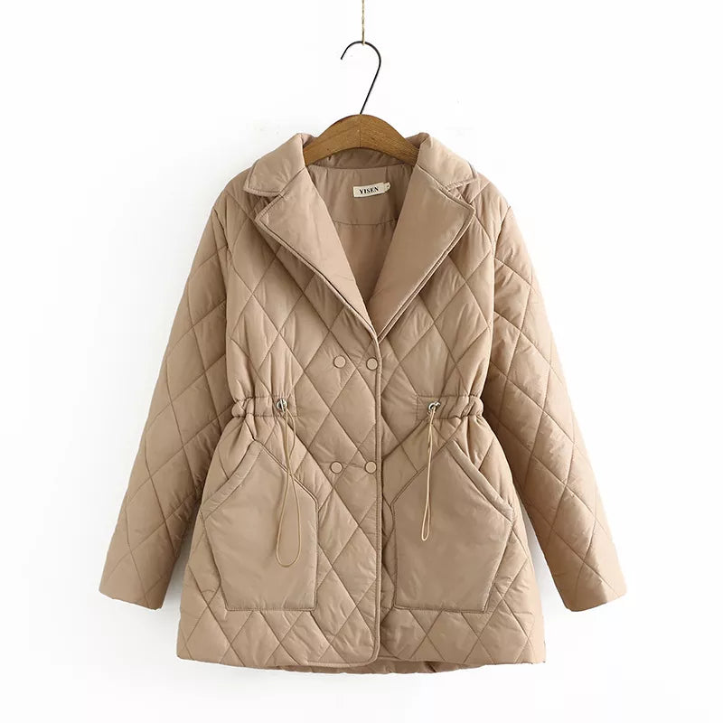 Plus Size Padded Jacket with Autumn Leaves Pattern – Stylish & Cozy Outerwear