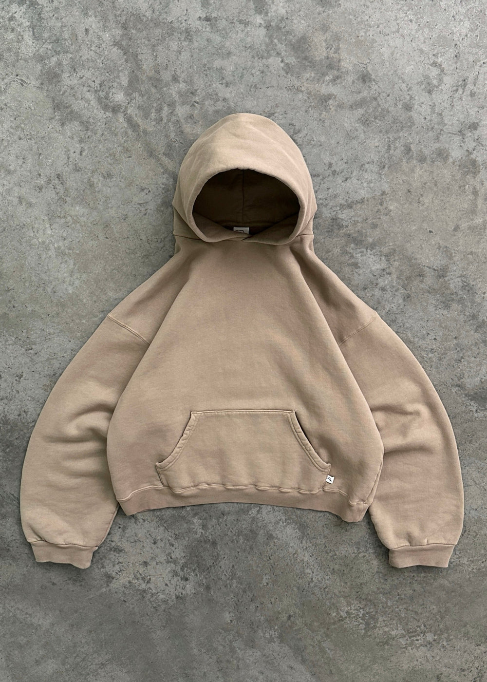 Premium Urban Hoodie for Men & Women - Stylish, Comfortable, and Versatile Streetwear