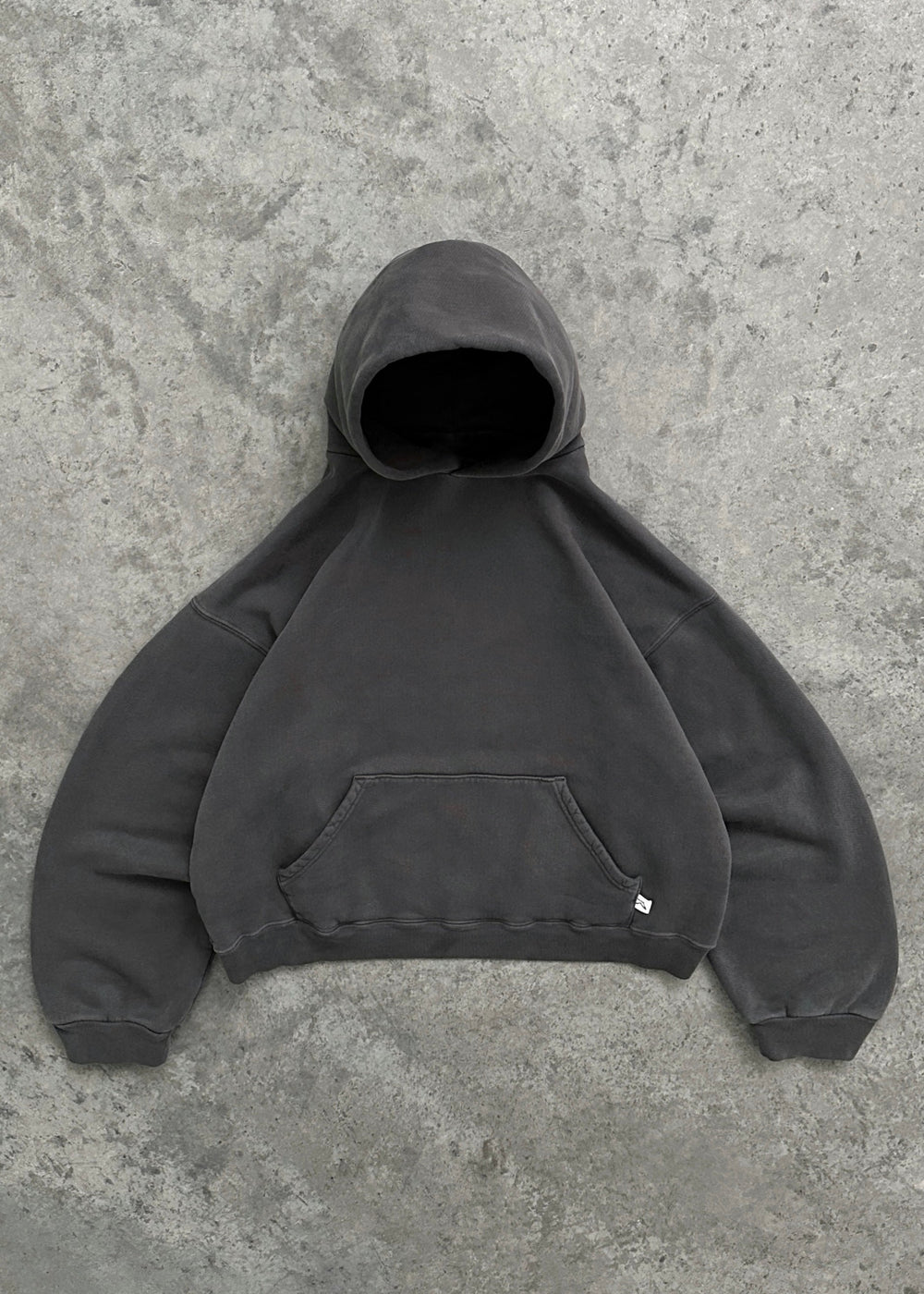 Premium Urban Hoodie for Men & Women - Stylish, Comfortable, and Versatile Streetwear