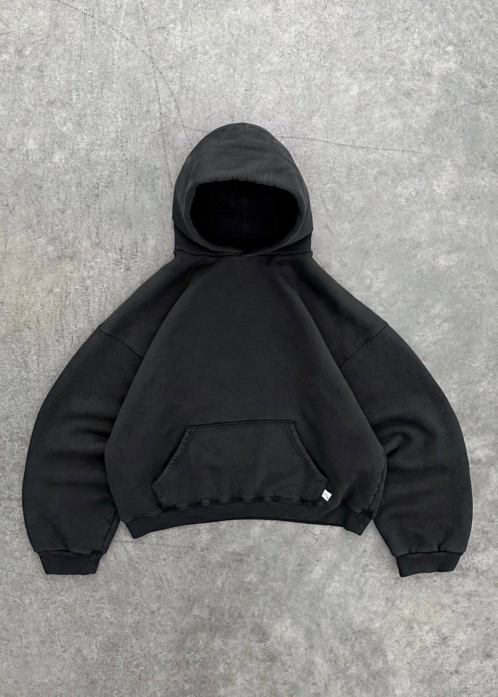 Premium Urban Hoodie for Men & Women - Stylish, Comfortable, and Versatile Streetwear