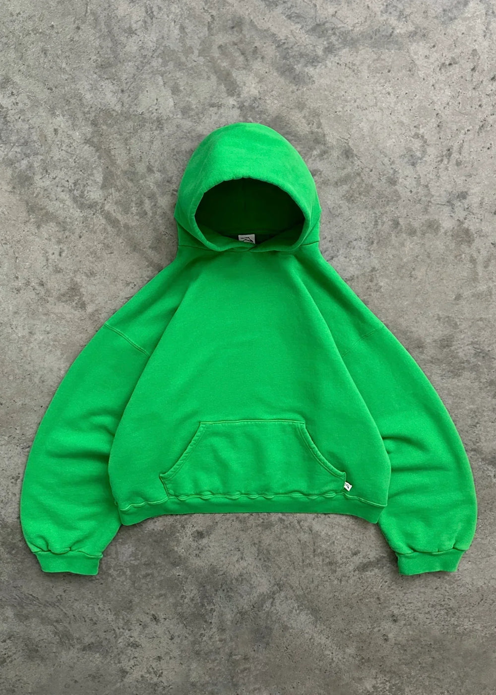 Premium Urban Hoodie for Men & Women - Stylish, Comfortable, and Versatile Streetwear