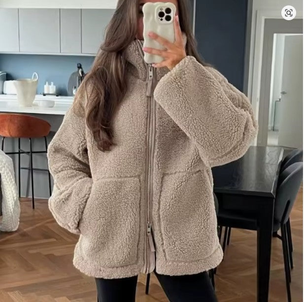 Cozy Oversized Lambswool Jacket for Ultimate Comfort | Stylish Warmth for Fall & Winter