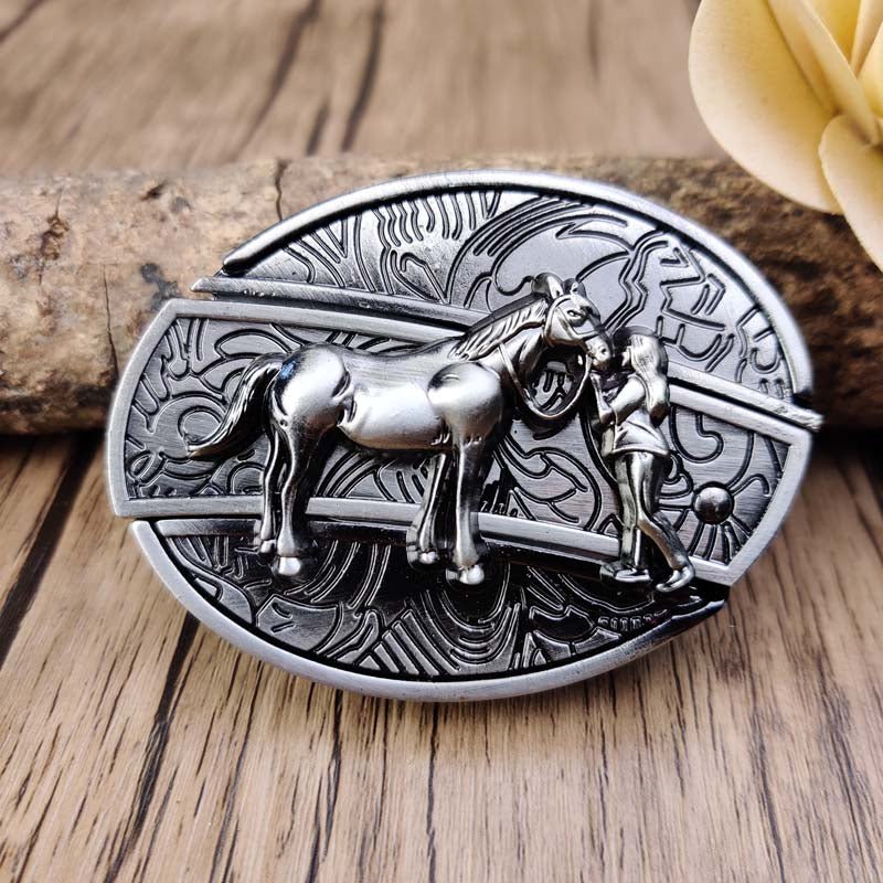 Davy Oval Bull Skull Belt Buckle with Hidden Tool - Unique Western Accessory