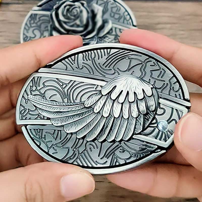 Davy Oval Bull Skull Belt Buckle with Hidden Tool - Unique Western Accessory