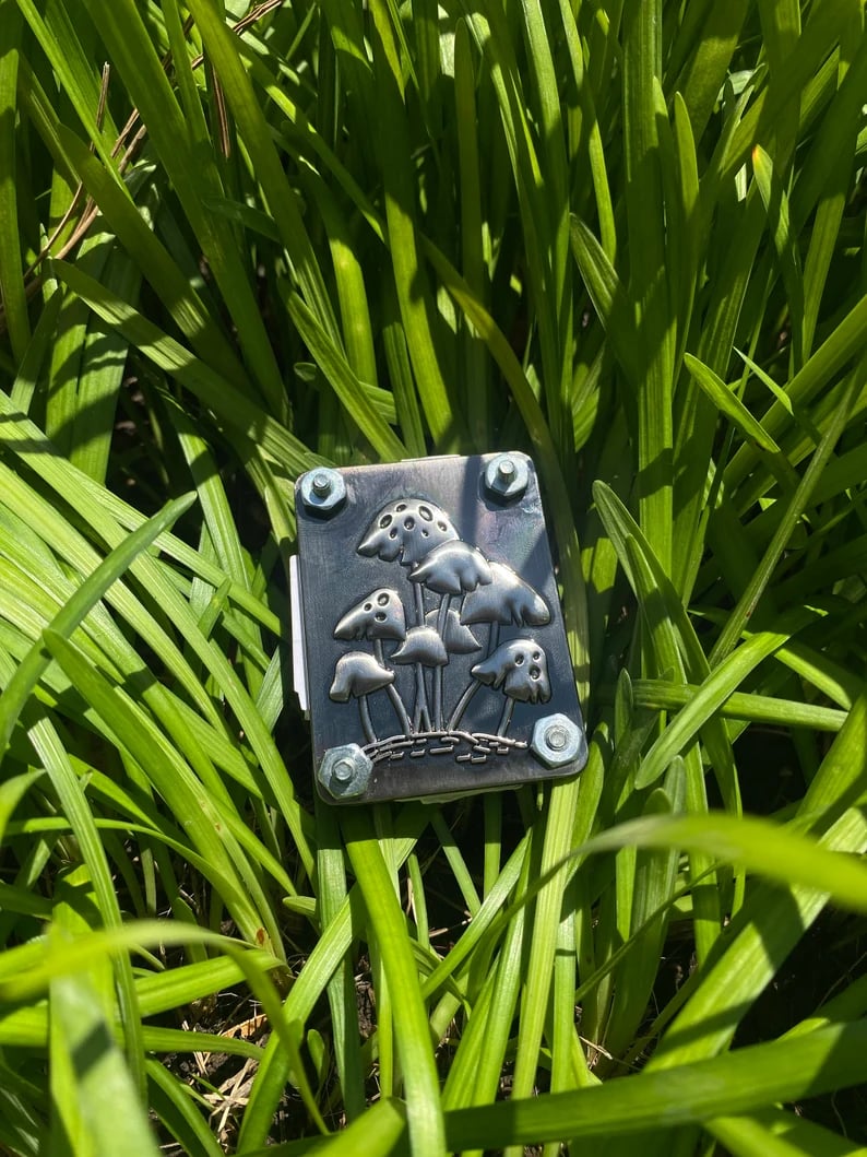 Compact Mini Flower Press by Davy | Portable Botanical Keepsake Maker | Ideal Craft Tool for Flower Preservation