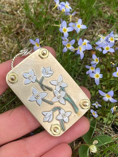Compact Mini Flower Press by Davy | Portable Botanical Keepsake Maker | Ideal Craft Tool for Flower Preservation
