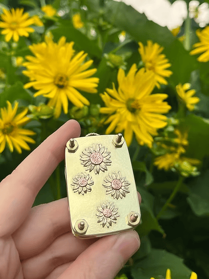Compact Mini Flower Press by Davy | Portable Botanical Keepsake Maker | Ideal Craft Tool for Flower Preservation
