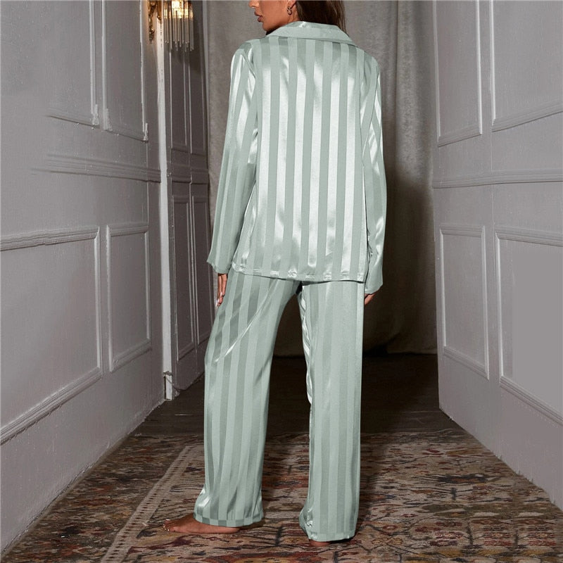 Women's Luxurious Satin Pajama Set - Soft, Comfortable Sleepwear for Ultimate Relaxation
