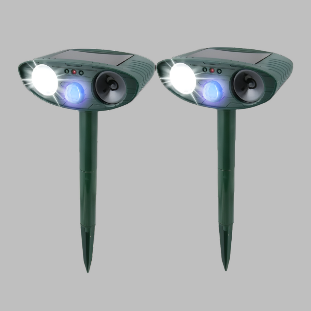 Davy Solar Ultrasonic Rabbit Repeller with LED Flashlight - Eco-Friendly Pest Control Solution