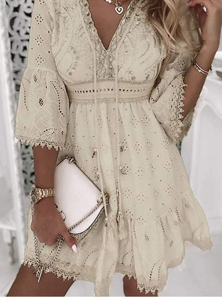 Women's Boho Broderie Flare Sleeve Mini Dress - Stylish Summer Fashion, Lightweight & Comfortable
