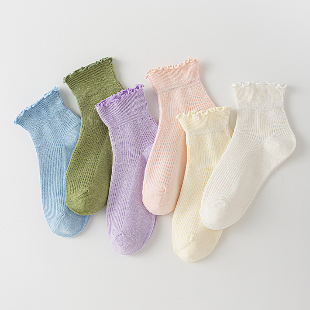 Davy Women's Ruffle Trim Ankle Socks - Stylish & Comfortable Fashion Footwear