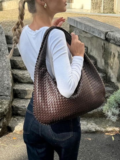 Davy Women's Stylish Woven Tote Bag - Spacious & Trendy Handbag for Everyday Use