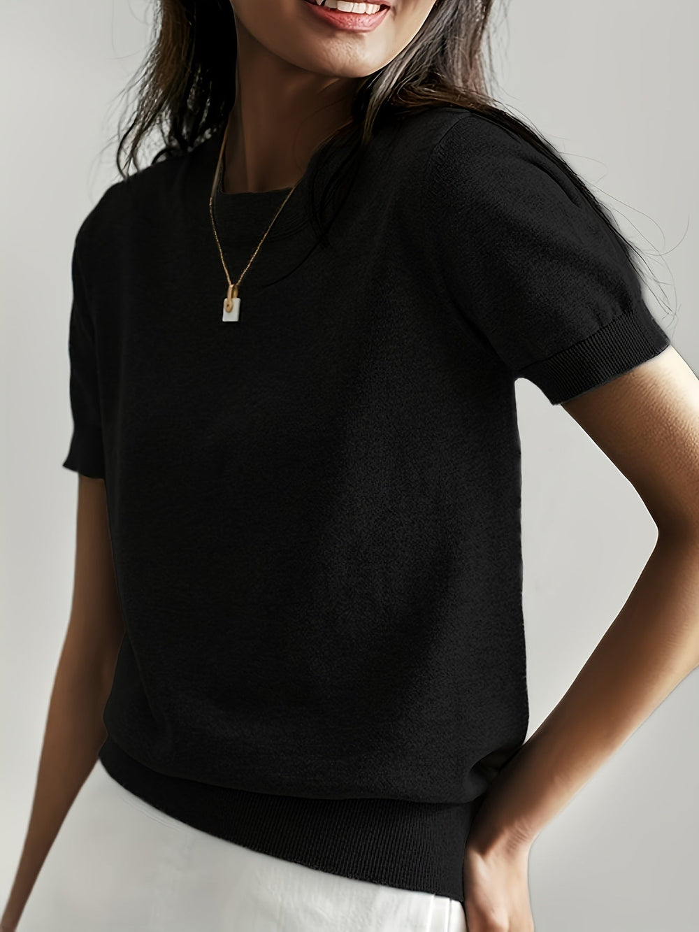 Enhanced Product Title: Leah™ Casual Short Sleeve Top for Women - Stylish and Comfortable Everyday Wear

This optimized title includes relevant keywords for better visibility on Google Shopping while maintaining clarity and appeal for potential customers.