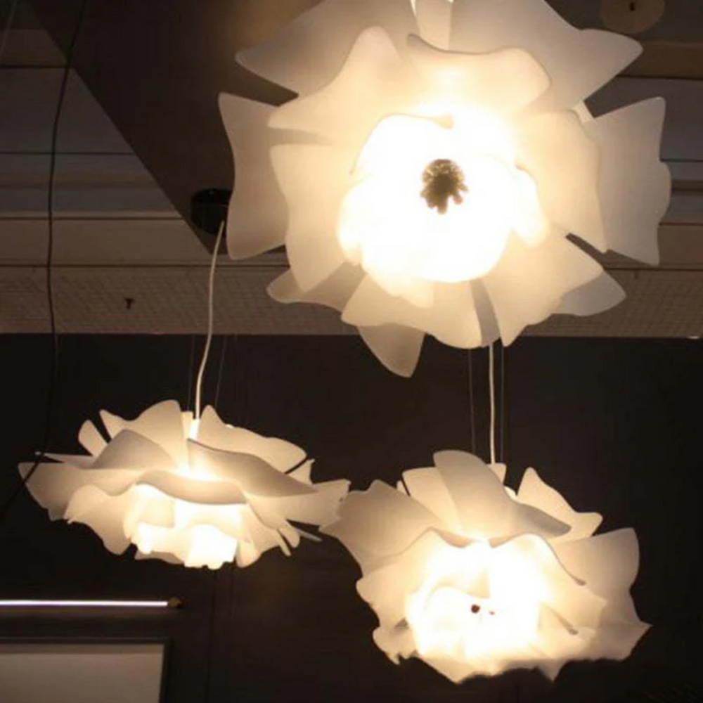 Elegant White Metal Flower Pendant Lamp - Sophia Design Lighting Fixture