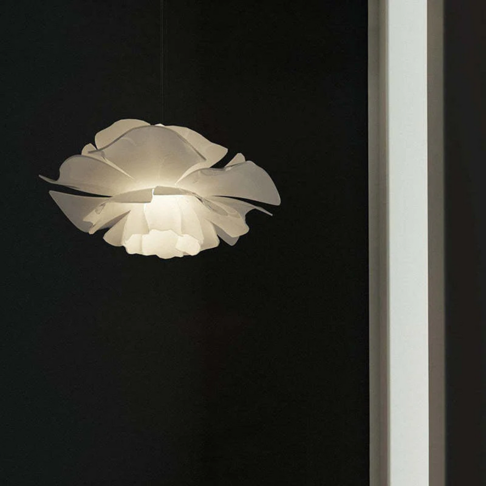 Elegant White Metal Flower Pendant Lamp - Sophia Design Lighting Fixture